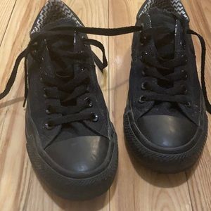 Black Converse